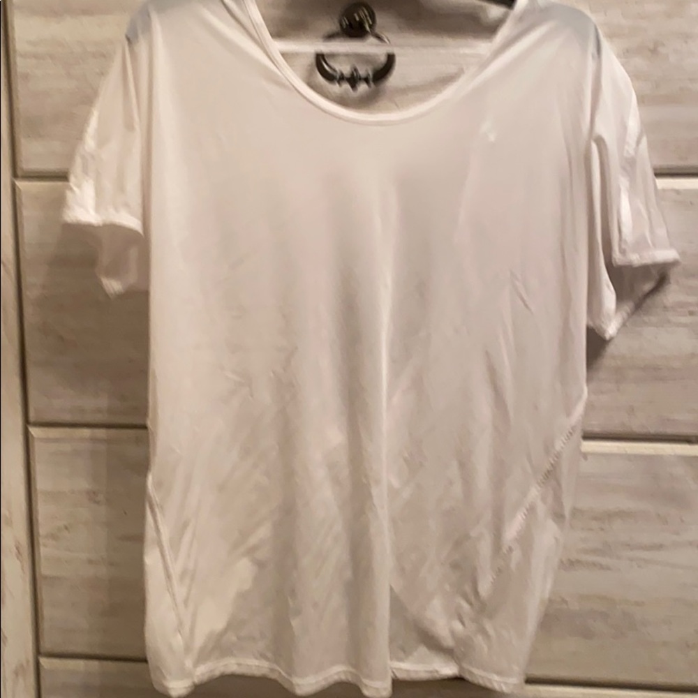 Lululemon top